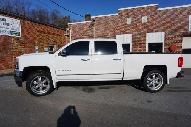 2017 Chevrolet Silverado 1500 LTZ Crew Cab 4WD