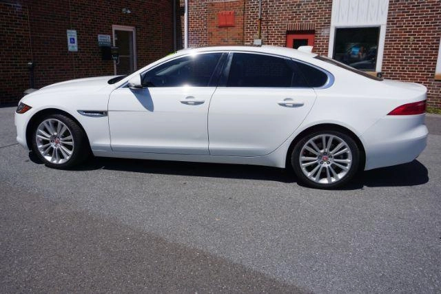 Fuji White 2020 Jaguar XF 25t Premium AWD Sedan All-Wheel Drive Automatic